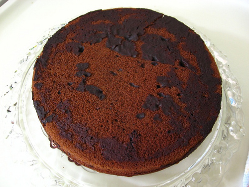 Bolo com ganache de chocolate
