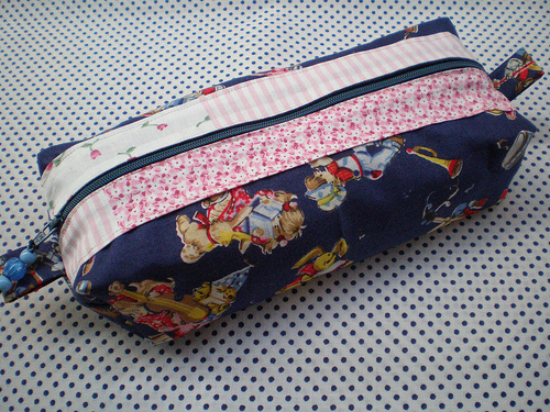 Necessaire ou estojo...
