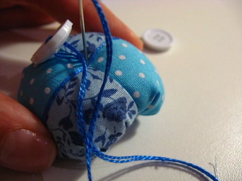 Mini almofada de alfinetes: Finalizando
