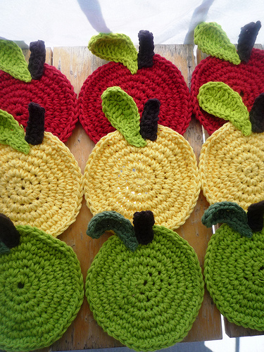 coasters apples 
