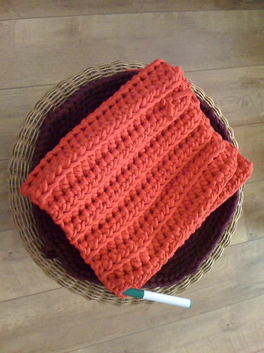Beginning of a pouf