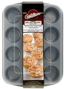 Forma_para_12_Muffins_com_tampa_Wilton_detp